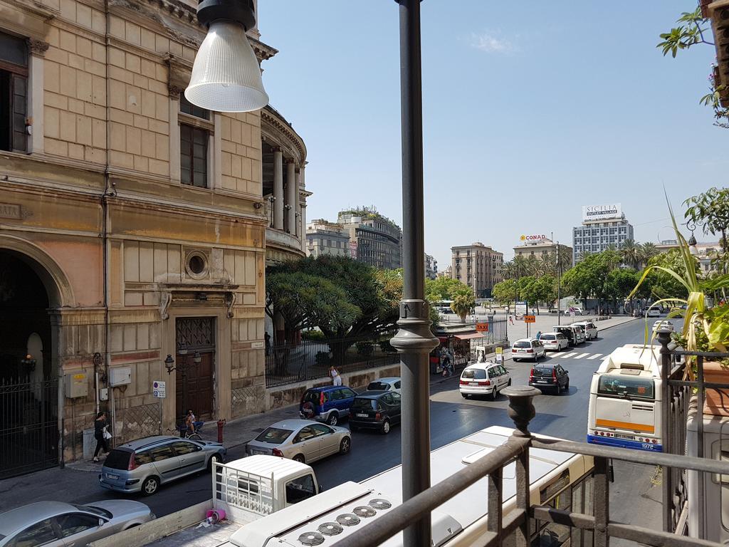 Apartamento Piazza Politeama Palermo Exterior foto